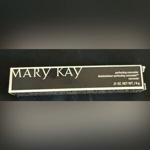 Mary Kay Perfecting Concealer Deep Ivory Discontinued Retired New in Box